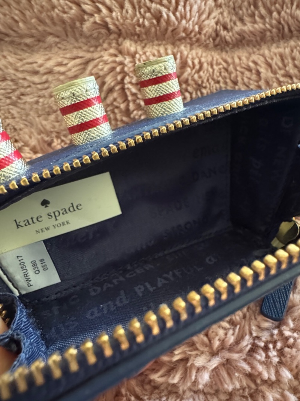 Kate Spade “Expand Your Horizons” Cruise Ship Coin Purse - Picture 7 of 7